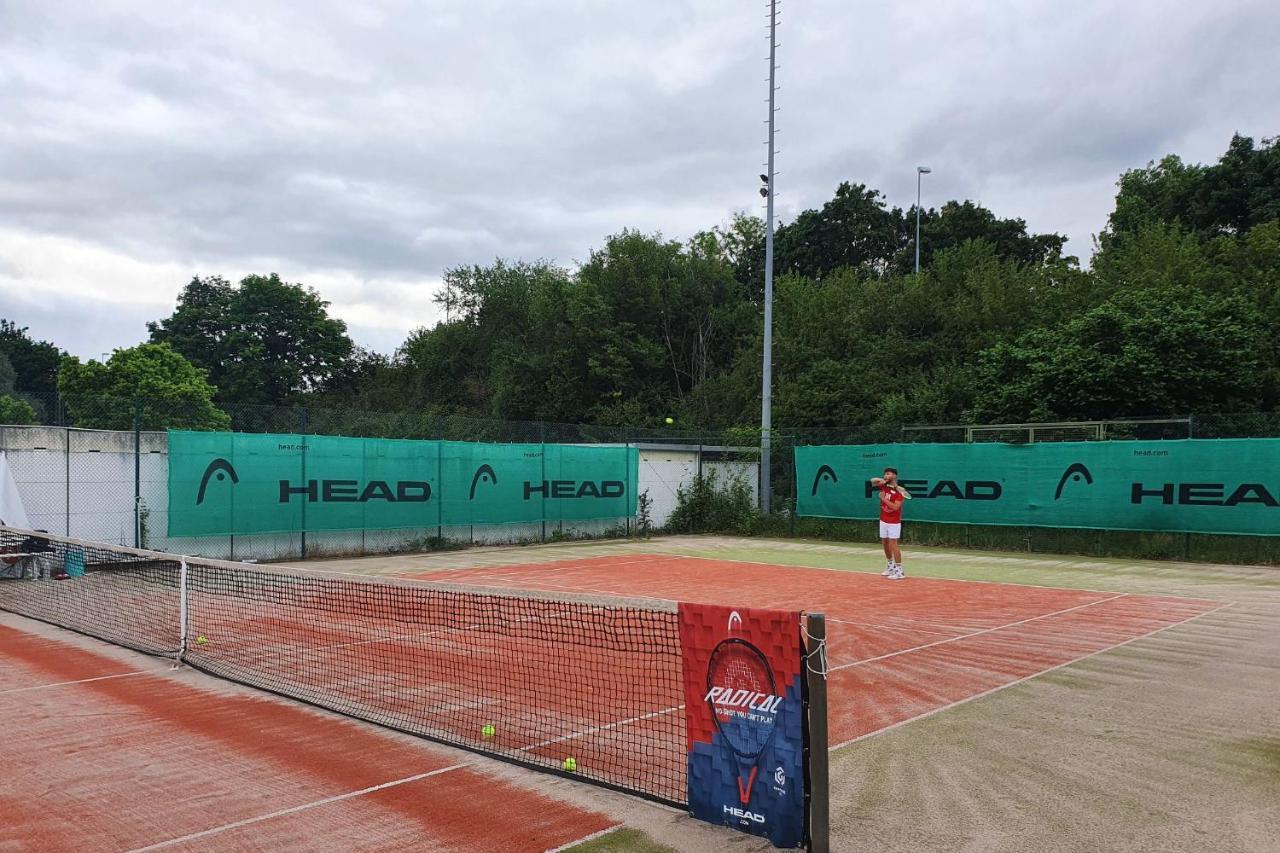 Sport Hotel Kenzingen Dış mekan fotoğraf